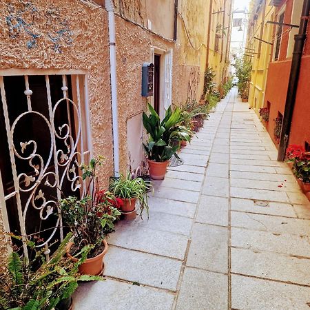Casa Vacanza Castello Cagliari Exterior photo